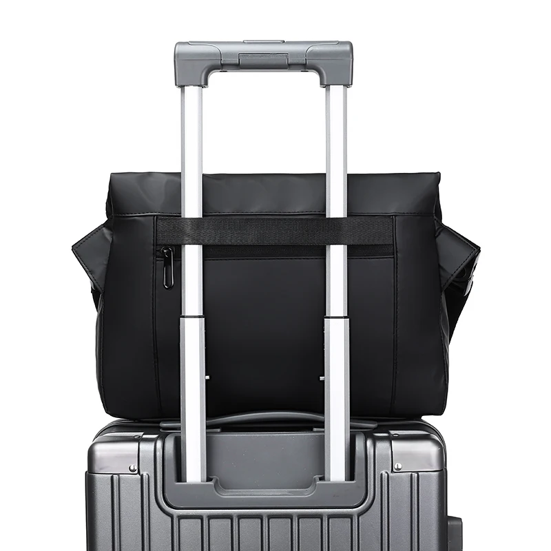 Sleek Black Crossbody Bag: Stylish & Lightweight Messenger for Work, Travel & Everyday Use