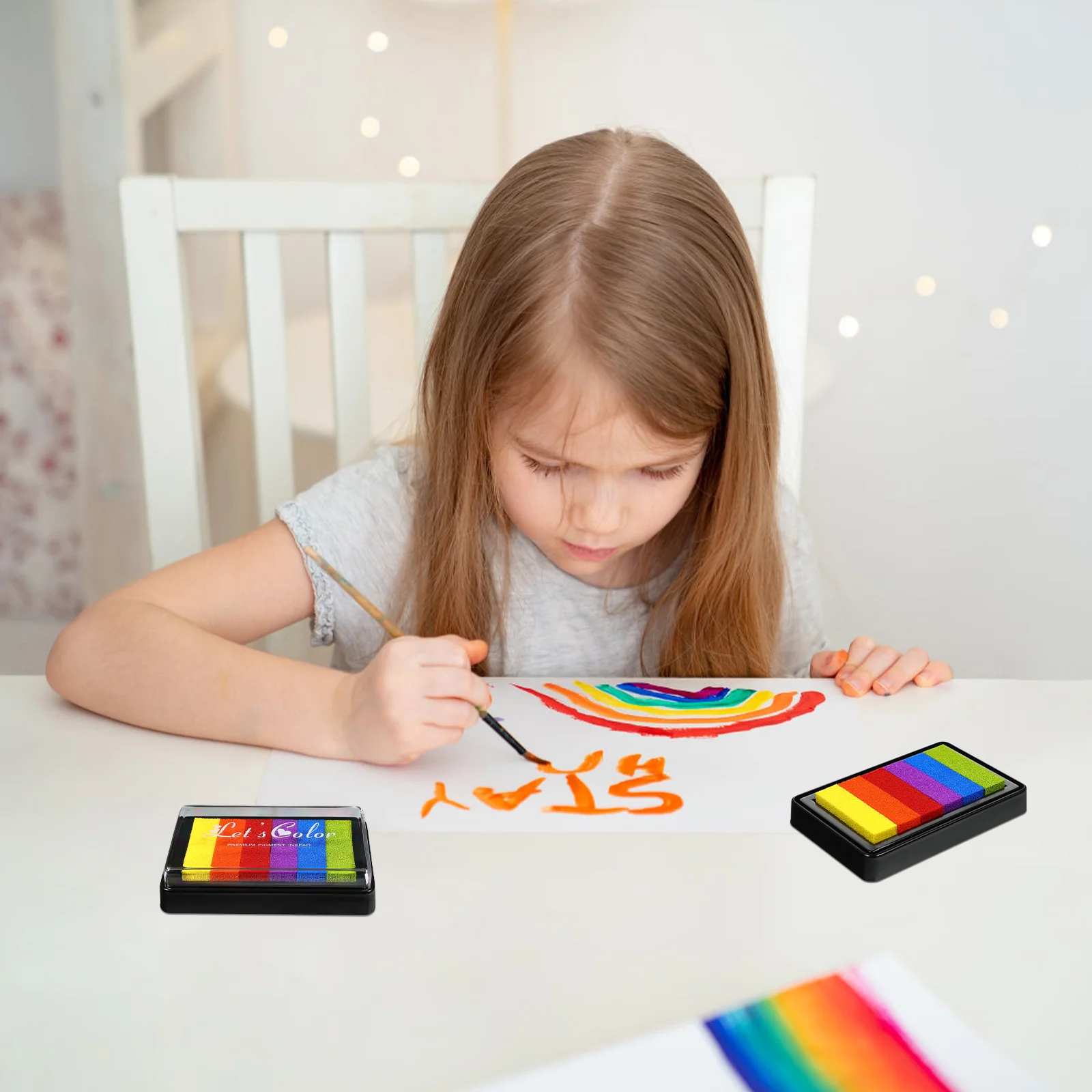 

4pcs Pigment Ink Pads Rainbow Colored Ink Pads Sponge Ink Pads Children DIY Graffiti Ink Pads