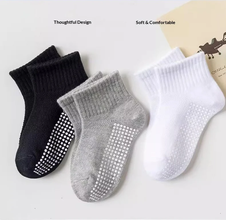 10 Paar einfarbige Kindersocken, Jungensocken im Mesh-Stil, schweißabsorbierend für Frühling und Sommer, klassische schwarz-weiße Farbe – Detail 2