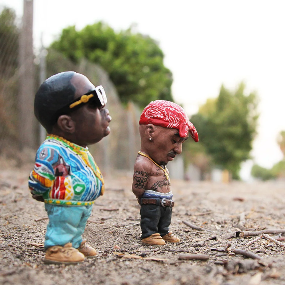 Creative World Famous People Statue Music Singer Hip Hop Rapper The Notorious B.I.G  Hypnotiz Figure Model Toys Gift Collection 2
