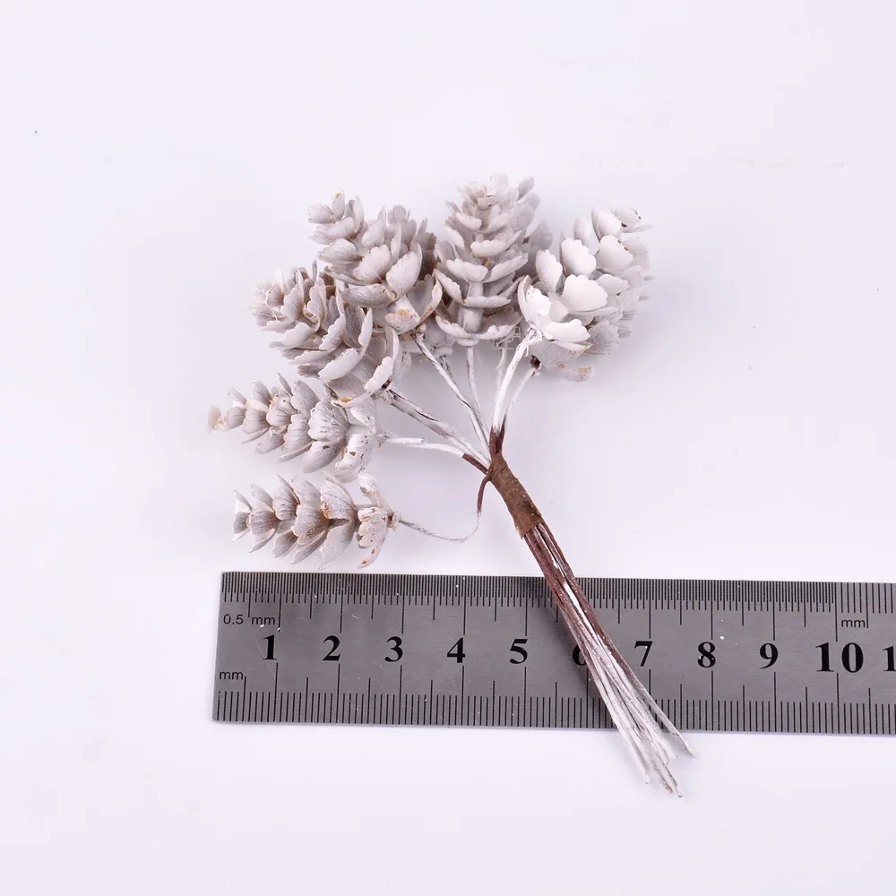 thumbnail image 1 of Decoración navideña de Blancanieves, planta artificial, piña para decoración del hogar, regalo de Año Nuevo 2023, manualidades, guirnaldas, adornos, accesorios, 1 of 5