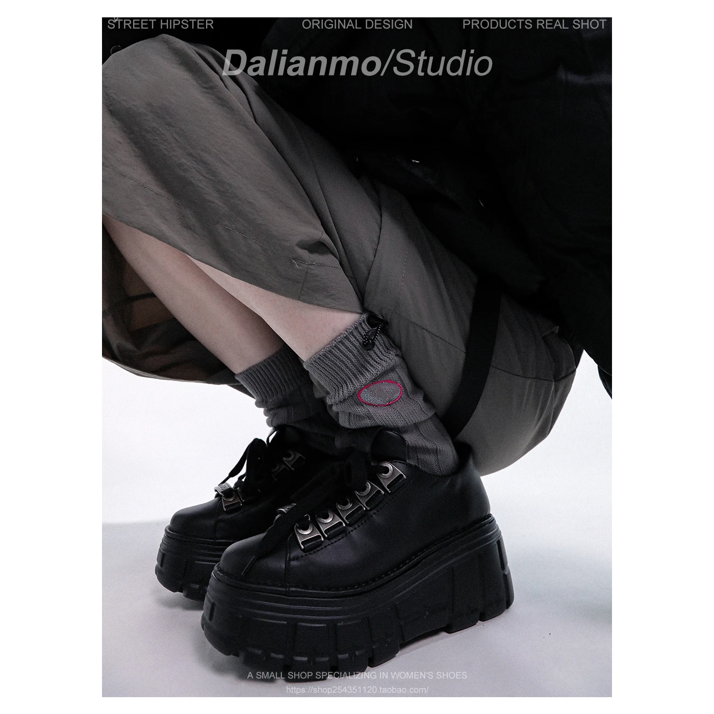 Women's High-Rise Ultra-Thick Bottom Leather Flat Metal Decorative Punk Board Lace-up Single-Layer Personalized Gothic Shoes