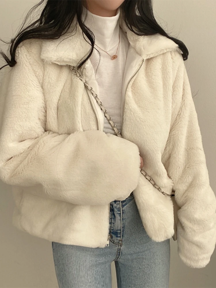 

Флисовые пальто для женщин, модные плюшевые пальто в Корейском стиле, женские свободные толстые теплые куртки, повседневные свободные короткие пальто на молнии на осень и зиму