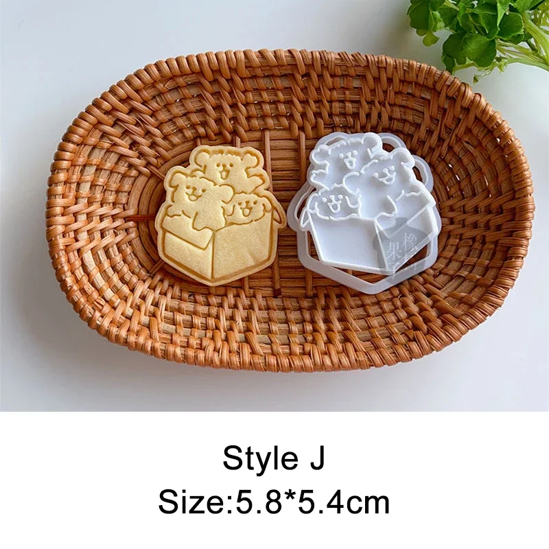 Adorable Bear Fondant Cake Mold and Cookie Cutters for Kids' Baking and Decorating