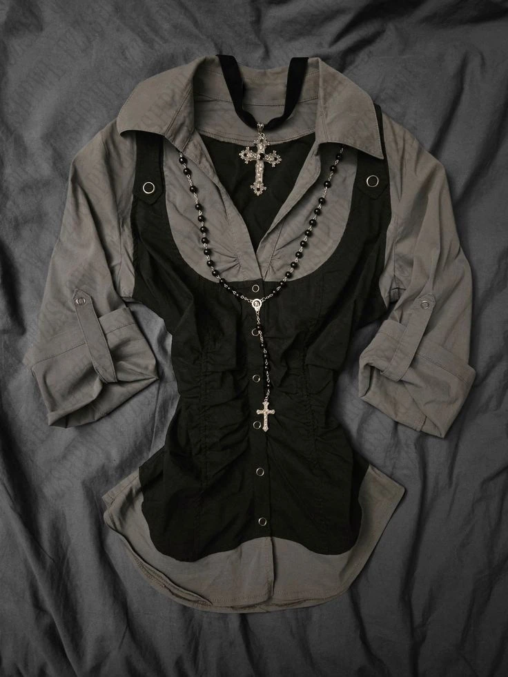 Woman Fashion Cool Girl Tide Shirts Harajuku Punk Y2K Aesthetic Vintage Clothing Daily Female Classic Gothic Long Sleeve Tops 1