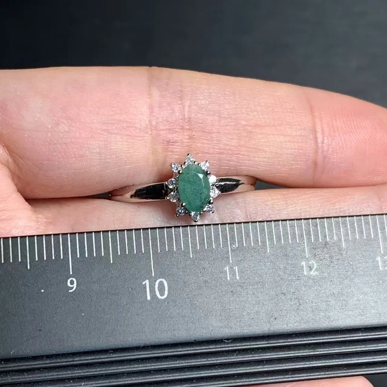 LEAF Natural Emerald Ring Adjustable Female Classic Ring Jewelry for Women Gift Wholesale High Quality Vintage Fine