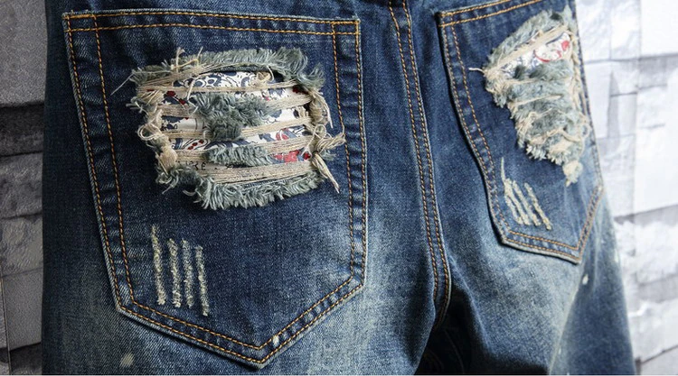 Men's Ripped Short Jeans - Packaging
