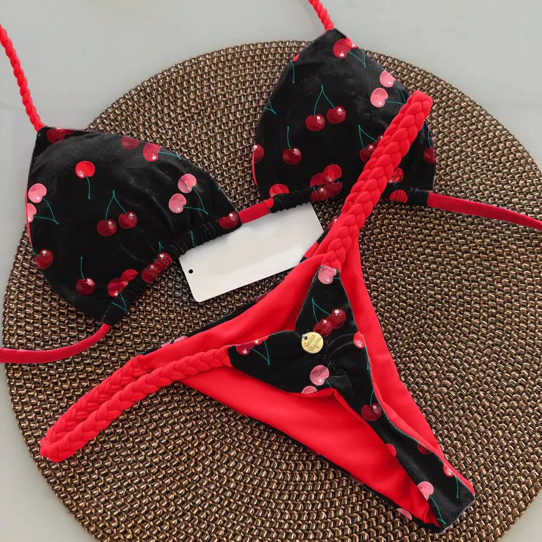 PlatiNum Bikini Set - Detailed design
