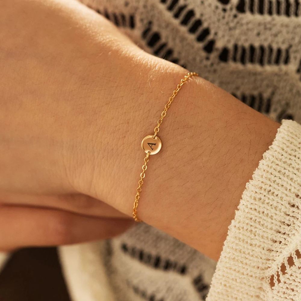 Custom engraved bracelet, round engraved letter bracelet, can design multiple round letters, girlfriend gift, unique gift