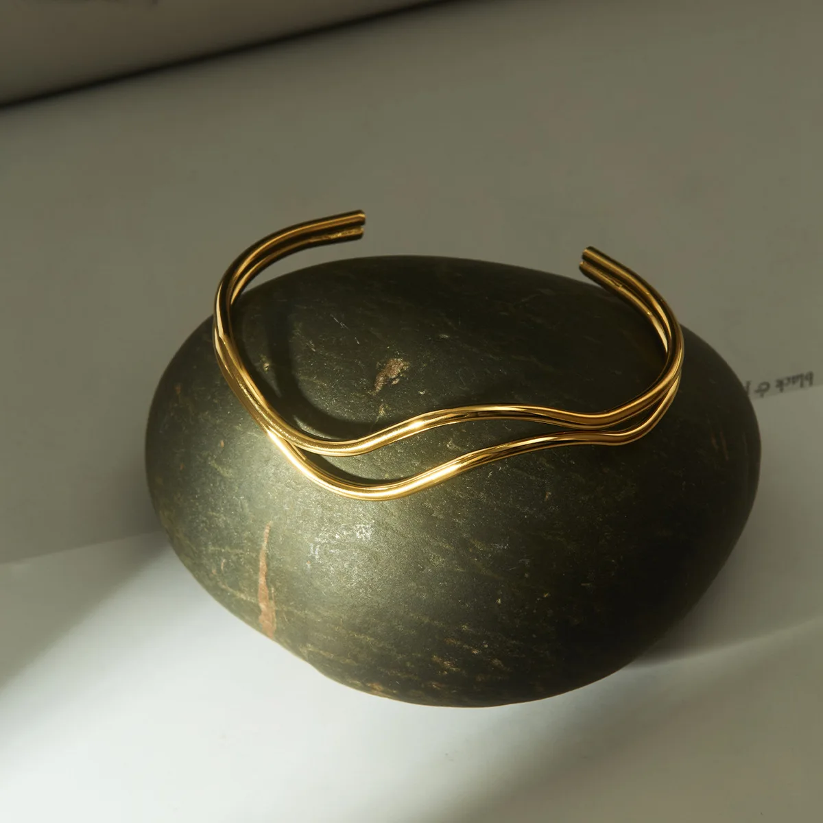 Stainless Steel PVD Double Wire Bracelet Thin River-shape Wave Bracelet Waterproof Ripple Geometric Cuff Bangle Open Adjustable