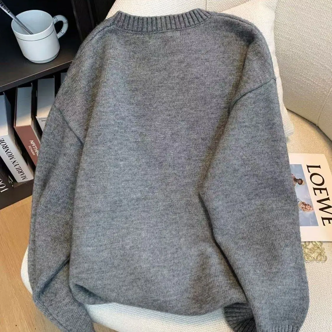 Retro Sweater Bear Jacquard Knitted Sweater Women's Autumn and Winter Loose Slim Casual Round Neck Lazy Style Top 2