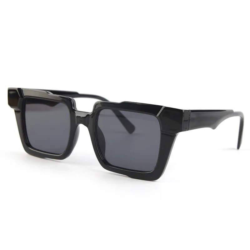 Square blackout glasses, anti blue light, men's and women's flat sunshade, fashionable and luxurious DSQ BRAND design new model
