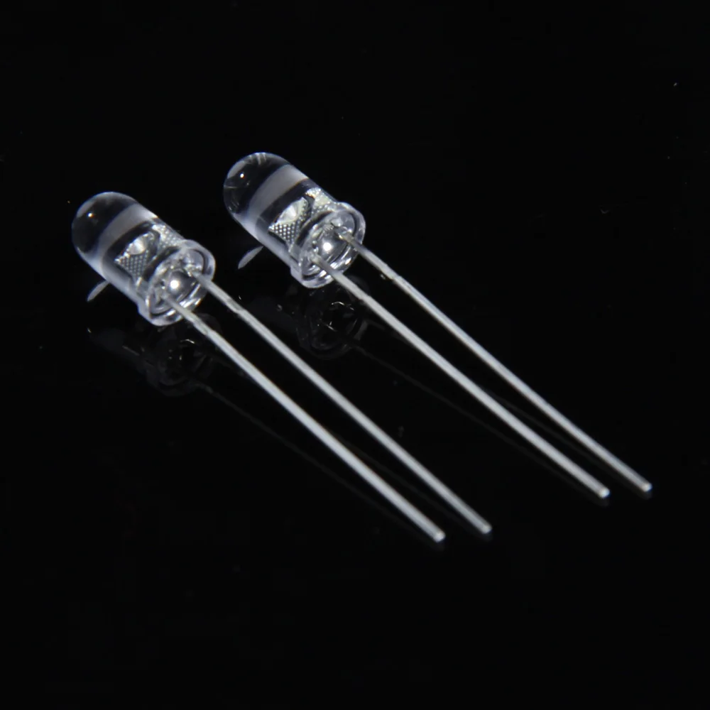 100Pcs 5mm 라운드 LED 라이트 스루홀 15000MCD 화이트 전구 램프 울트라 브라이트 전자 부품 조명 키트