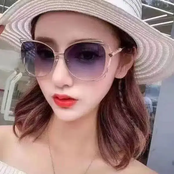 Fashionable And High-quality Store