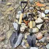 Digging Shovel D Wood Handle Anti-skidding Shovels Trowel Rustproof Garden Scoop Coated Surface Camping Outdoor Small 3