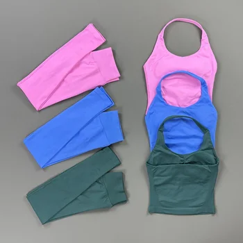 Seamless Sports Set Women Gym Halter Top and Hip Lift High Waist Leggings Sets Squat Proof 2Pcs Fitness Ribbed Leggings Set