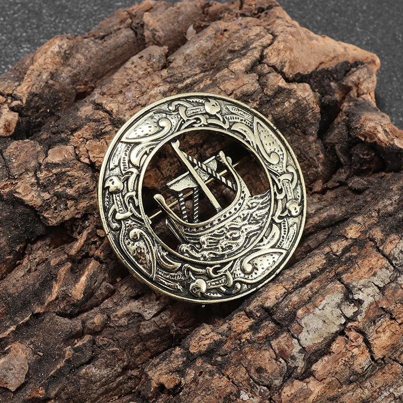 Retro Celtic Warship Brooch Men's Punk Trend Amulet Jewelry Motorcycle Riding Lapel Pin Accessories