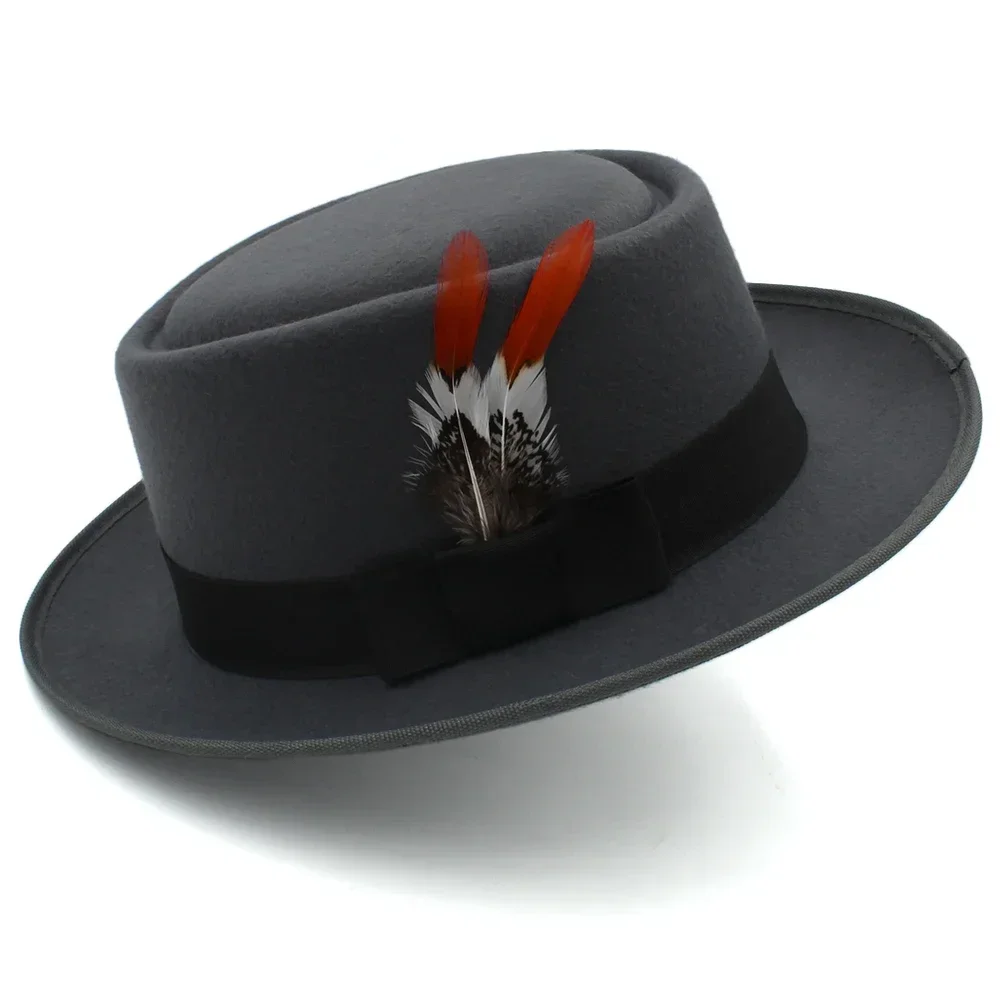 Männer Frauen Woolen Feather Band Pork Pie Hüte Retro Fedora Trilby Sonnenhut Street Style Caps Party Reisen Outdoor Größe US 7 1/4 UK L – Detail 11