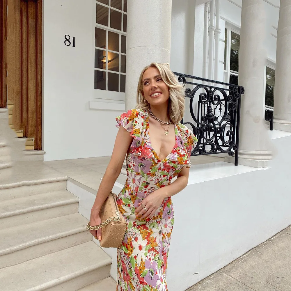 

2022 Spring And Summer Girl Print Backless Sexy Floral Skirt