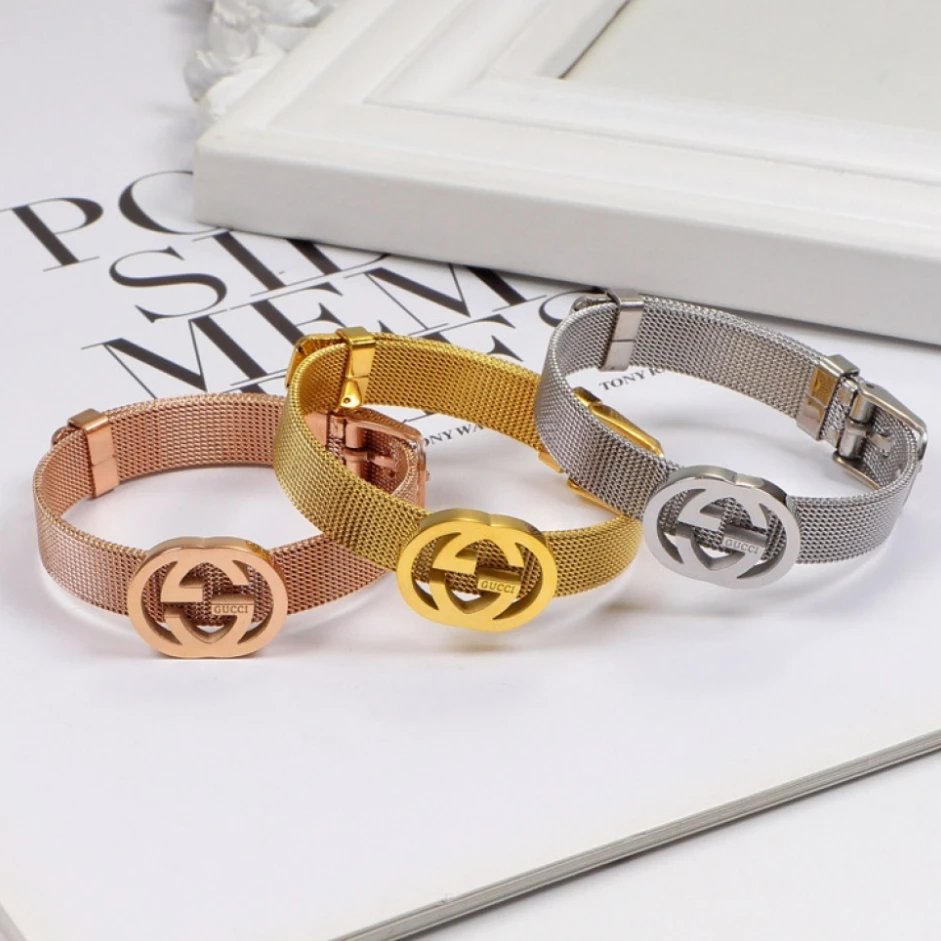 

Лидер продаж 2023, классический европейский и американский модный браслет A10 с пряжкой для ремня, браслет из титановой стали, ювелирные изделия для пар