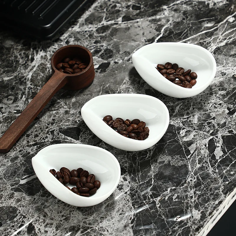 Coffee bean dish weighing bean dish ceramic measuring cup Coffee & Tea Accessory Dosing Scoop And Cup Ceramic Coffee Dosing Tray