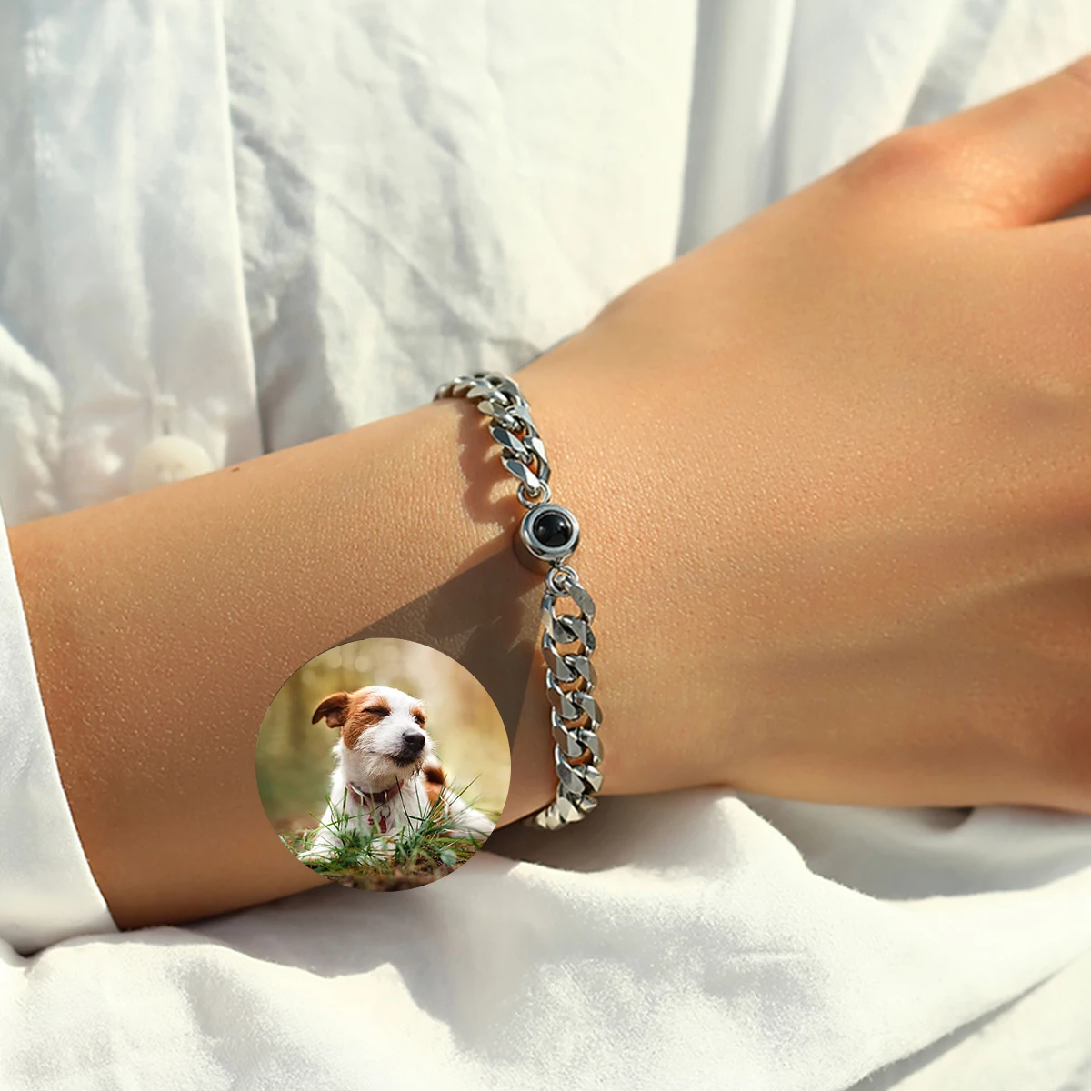 Рисунок 2 - Проекционный браслет на заказ для мужчин