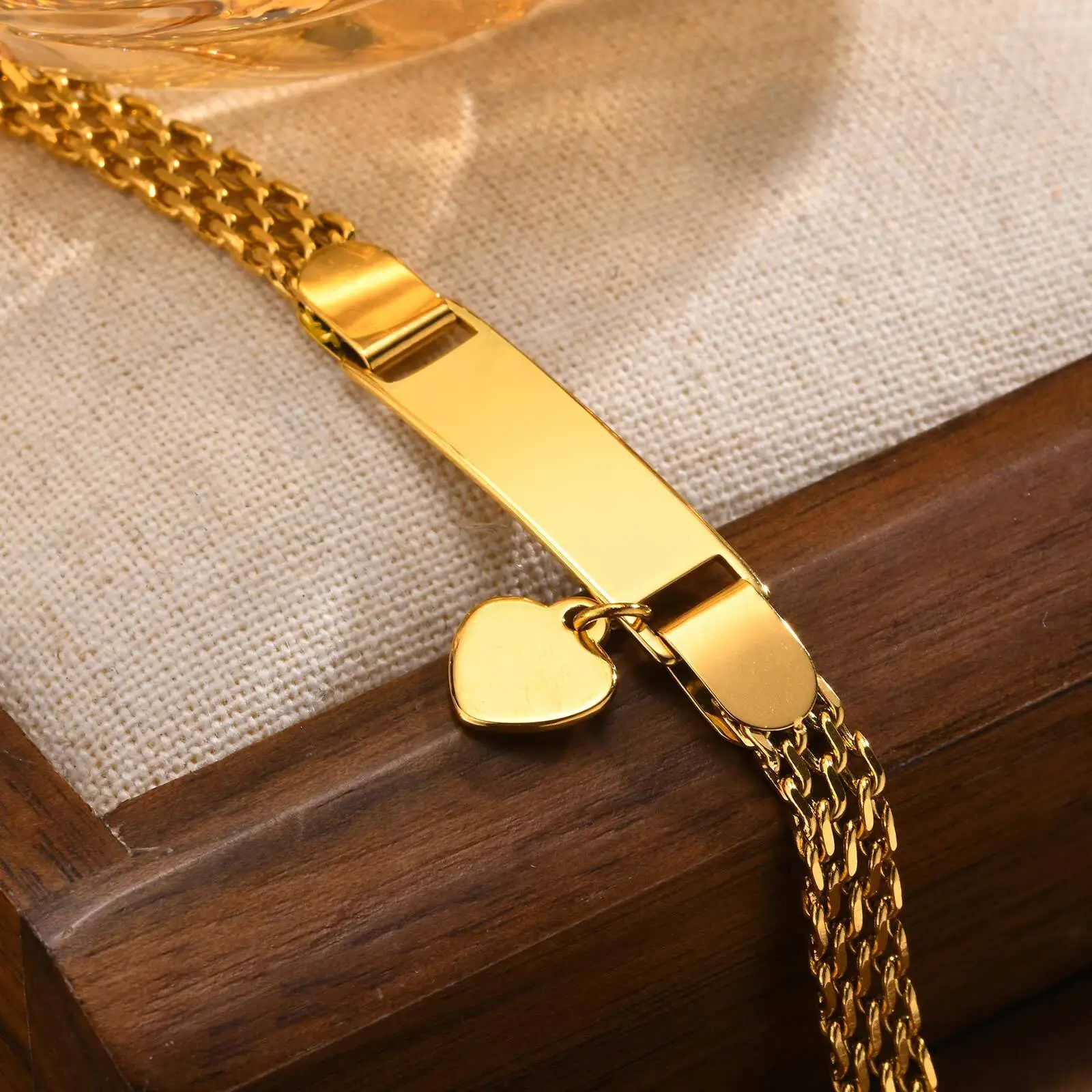 Kostenlose Gravur Edelstahl benutzerdefinierte Armbänder Name Datum Gold Farbe Herz Schmetterling Form für Baby Kind Geburtstagsgeschenk – Detail 15