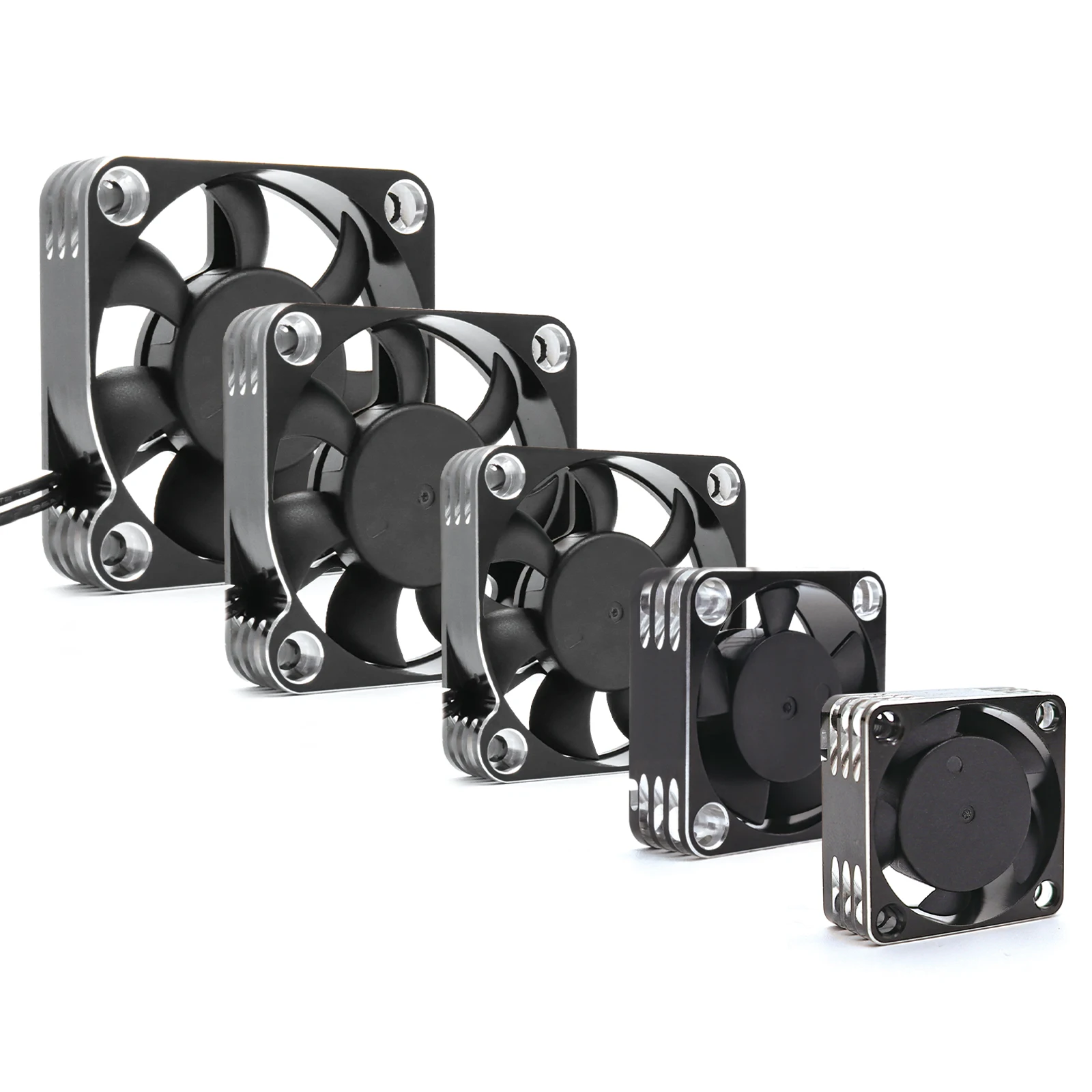 Hélice de rechange pour bateau RC 40mm or vue de côté montrant le pas et le bord d'attaque