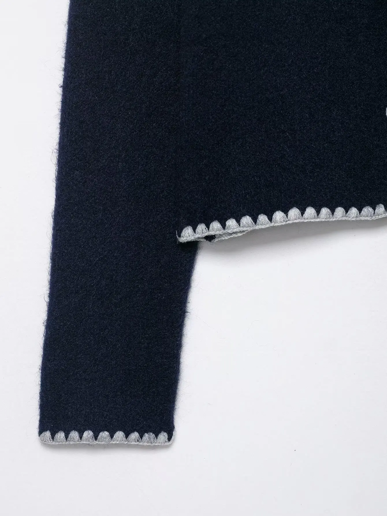 Women Elegant Deep Blue Knitted Cardigan Female O-Neck Single Breasted Long Sleeved Sweater Jacket Contrasting Color Knitted Top