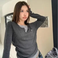 T-shirt à manches longues et col rond pour femme, vêtement à la mode coréenne, faux deux articles, automne hiver 2024 1