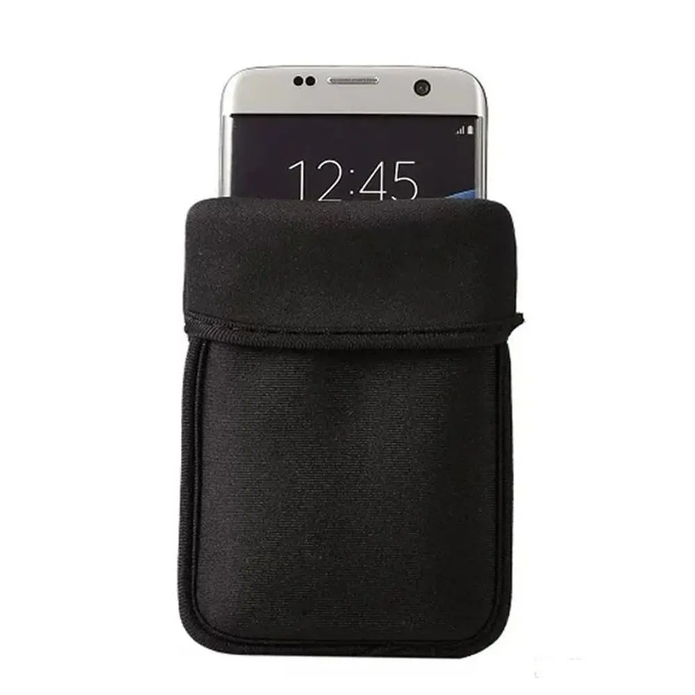 Universal Waterproof Shockproof Neoprene Smartphone Pouch - Black
