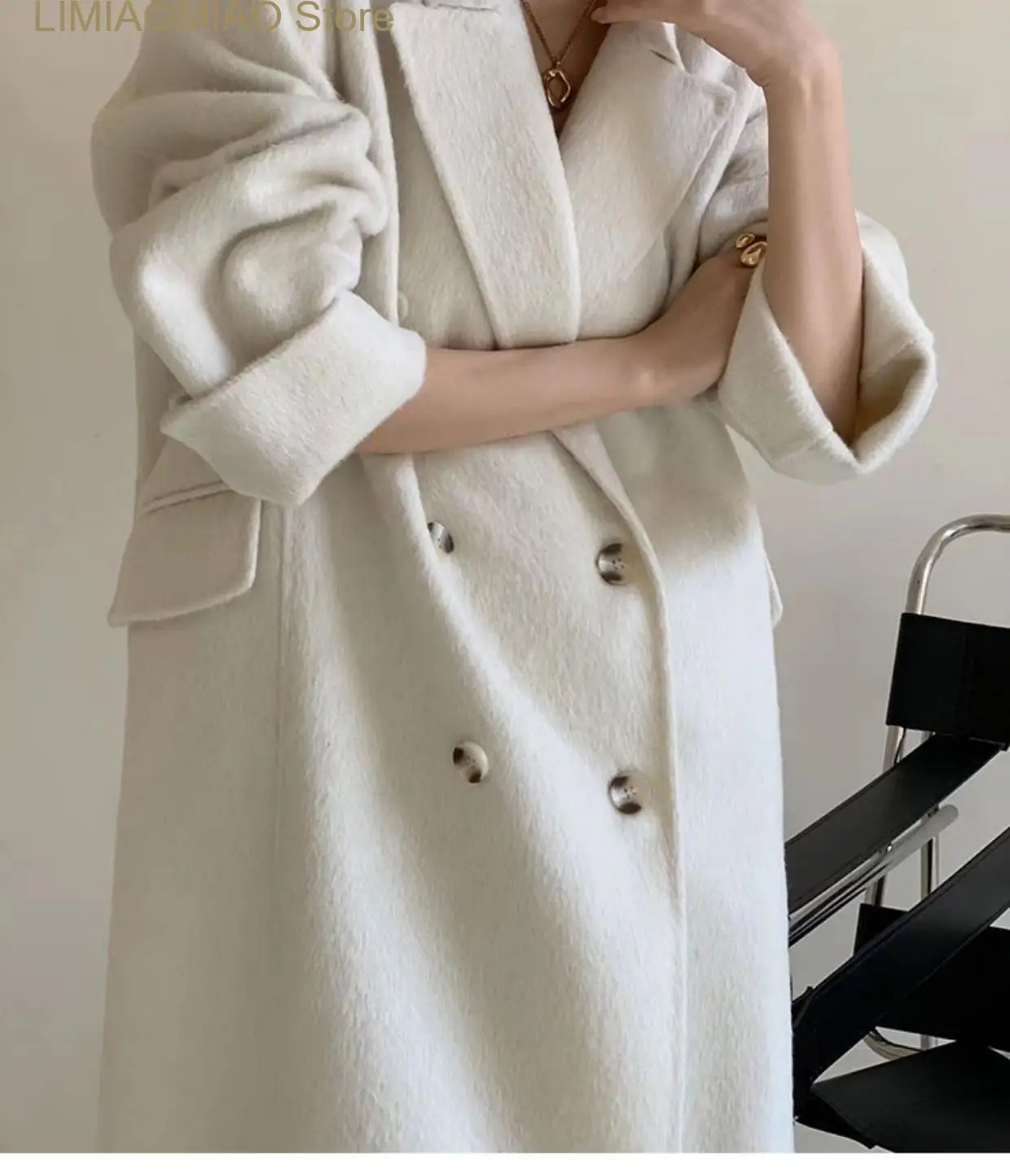 New autumn Winter Women's Fashionable real woolen coats outerwear Plush lamb woolen jackets