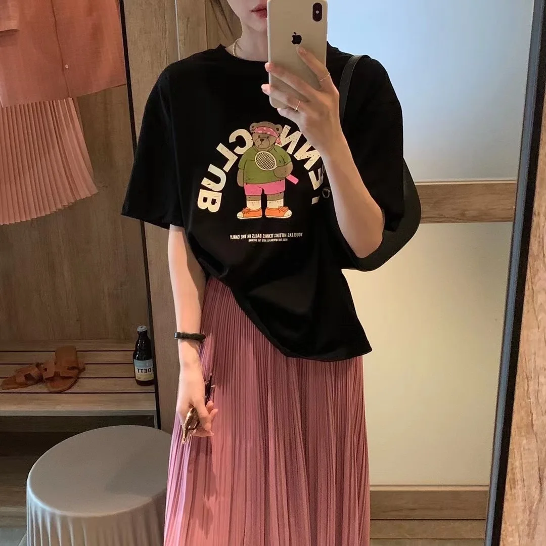 

Plum color muscle sense pleated skirt female summer new A-line skirt high waist half-body skirt + black short-sleeved suit