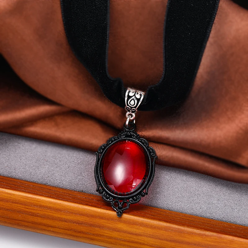 Gothic Witch Pagan Blood Red Pendant Choker Necklace - Image 8