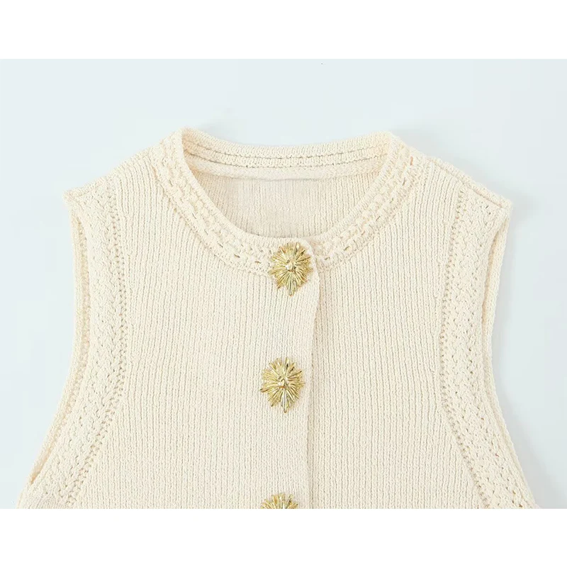 Chic Elegant Golden Button Vests For Women 2025 Sleeveless Knitted Vests Sweater Summer Female Streetwear Waistcoat Tops ﻿