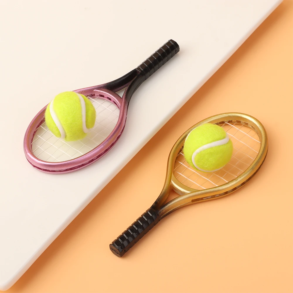 Mini racchetta da tennis in plastica e palla 1/6 1/12 Accessorio per casa delle bambole Racchetta da tennis in miniatura Modello da tennis sportivo Racchetta da tennis per bambola  26