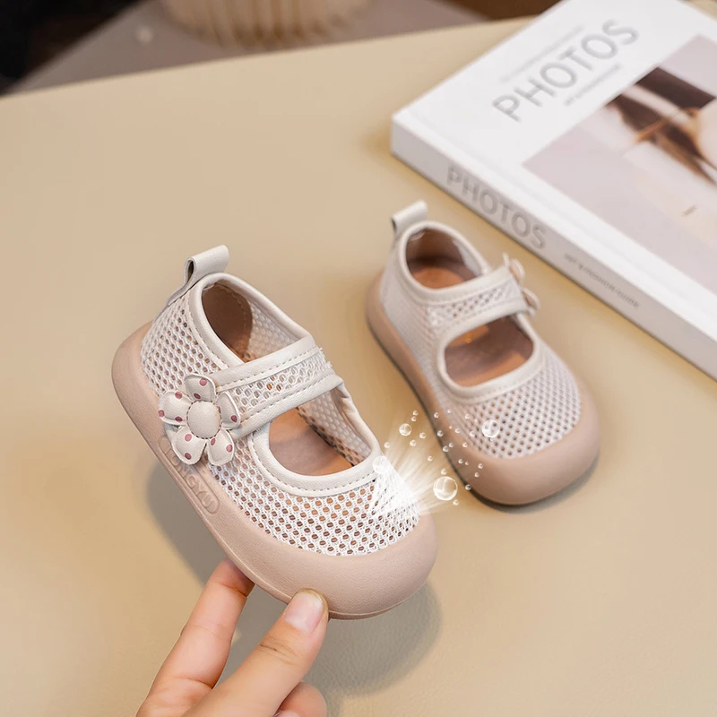 Breathable Mesh Girls Casual Sneakers Soft Sole