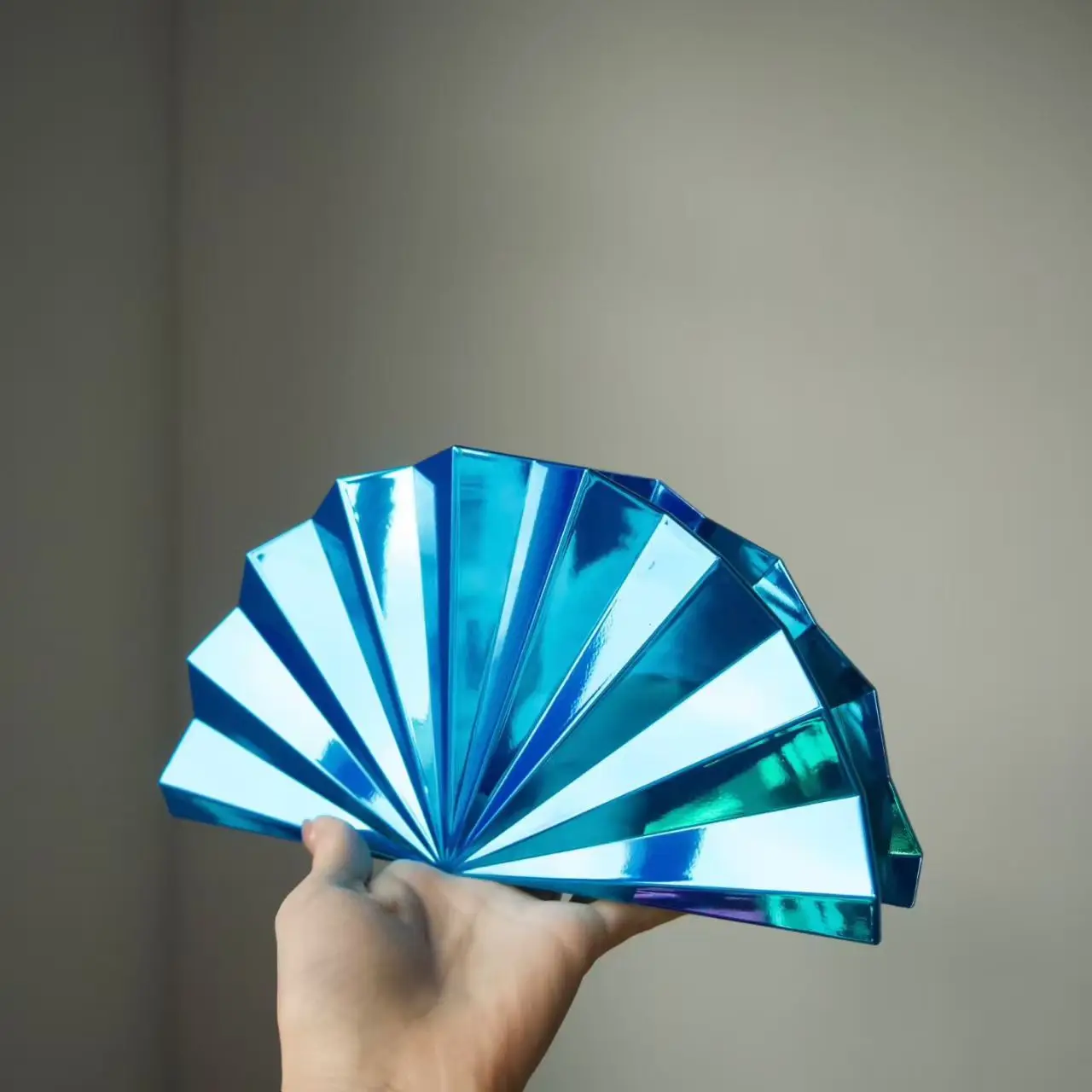 Moon shape acrylic clutch side