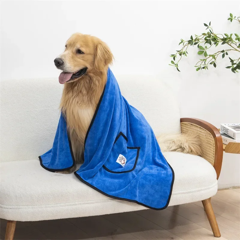 Pet Towel Dog Bathrobe Water Absorbent and Quick Drying Cleaning Beauty Glove Style Pocket Dog Bath Towel Accessori Cani