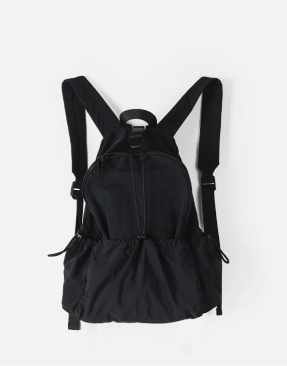 2024 Sommer neuer koreanischer Nischenrucksack mit großer Kapazität und gefaltetem, leichtem Nylon-Freizeit-Pendler-Reiserucksack_voghion.com