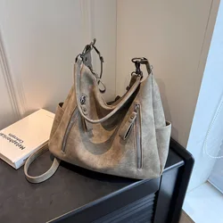 Spacious Women's Versatile Tote and Crossbody Bag (Khaki)
