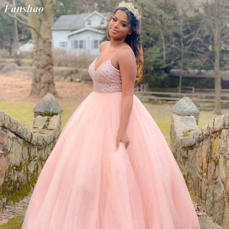 

Fanshao wd204 Spaghetti Straps Quinceanera Dress Beads Ball Gown Vestidos De 15 Anos Sweet 16 Dress Princess Formal Party Dress