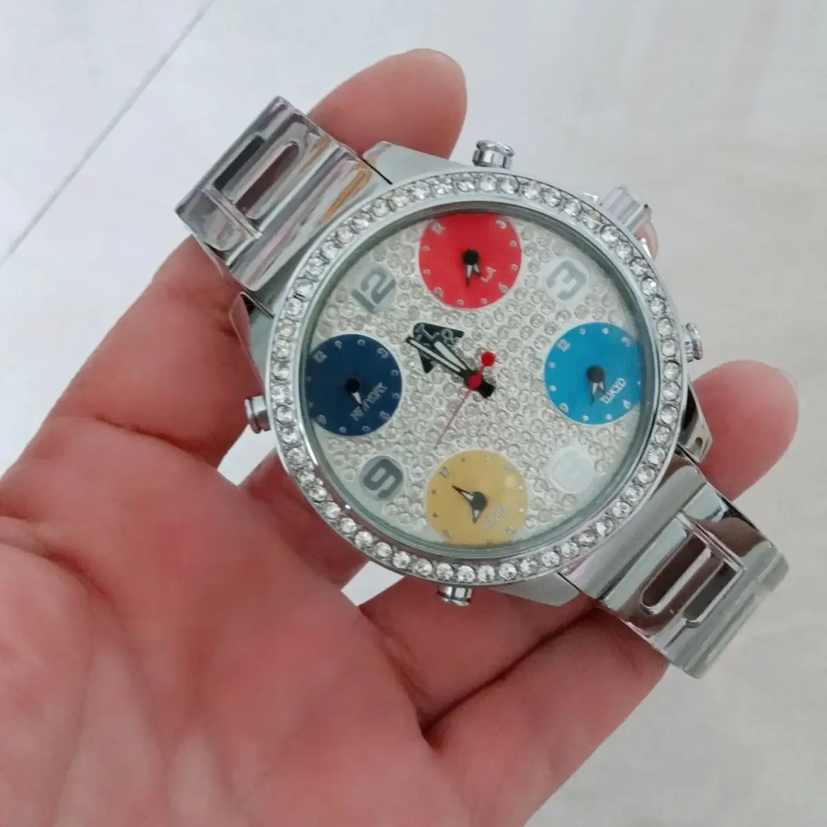 Czech Leopard Watch Five Time Zones Men's Watch Non mainstream Hiphop Hiphop Belt Watch