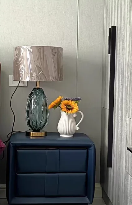 Glass Green Desktop Decorative Table Lamp