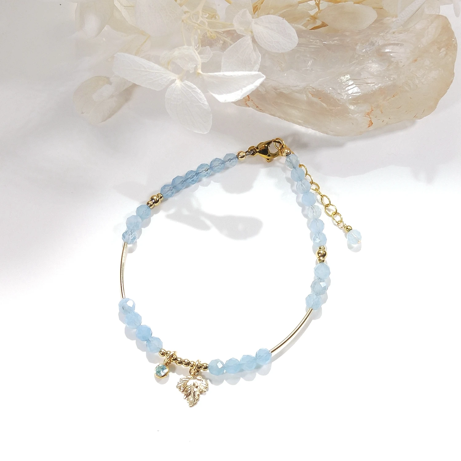 

Lii Ji Натуральный аквамарин 4 мм американский 14K позолоченный Шарм браслет ручной работы