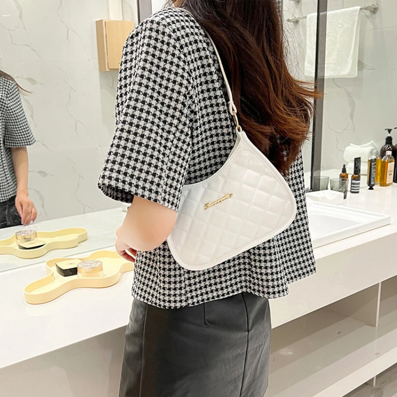 

DOIAESKV embroidered armpit bag new 2024ladies handbag fashion versatile shoulder bag