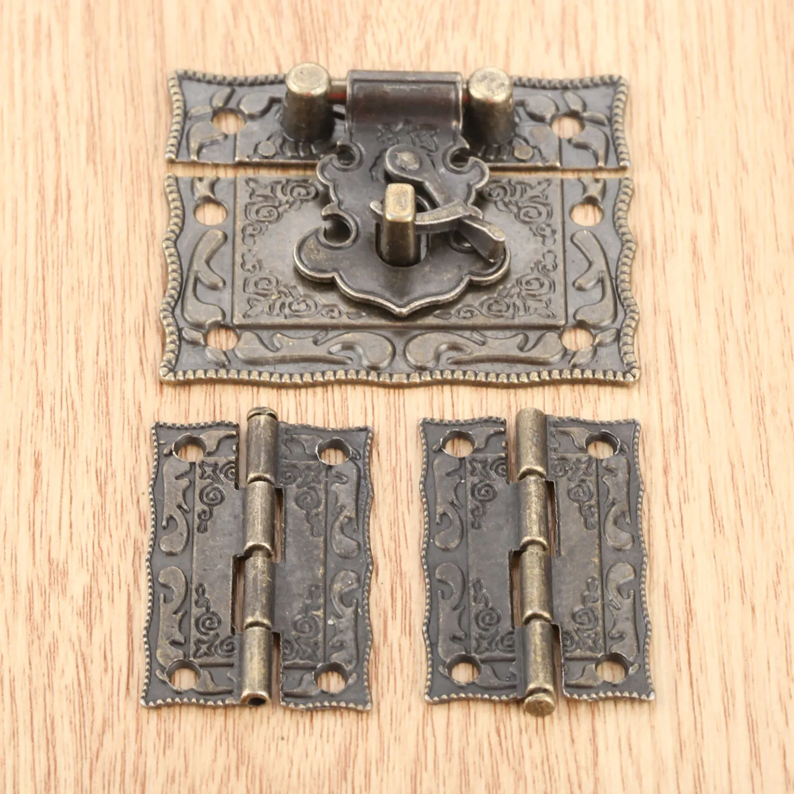 3pcs/kit Box Latch Hasp Clasp + Hinges for Suitcase Cabinet