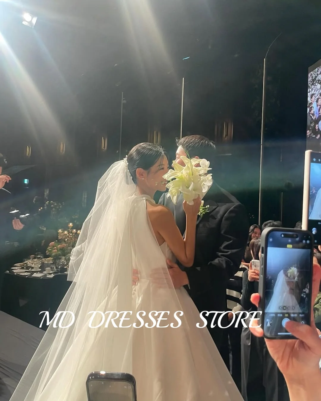 MD Simple Satin A-line Wedding Dresses Halter Sleeveless Pleat Korea Photoshoot Floor-Length Corset Back Customized Bride Gowns 2