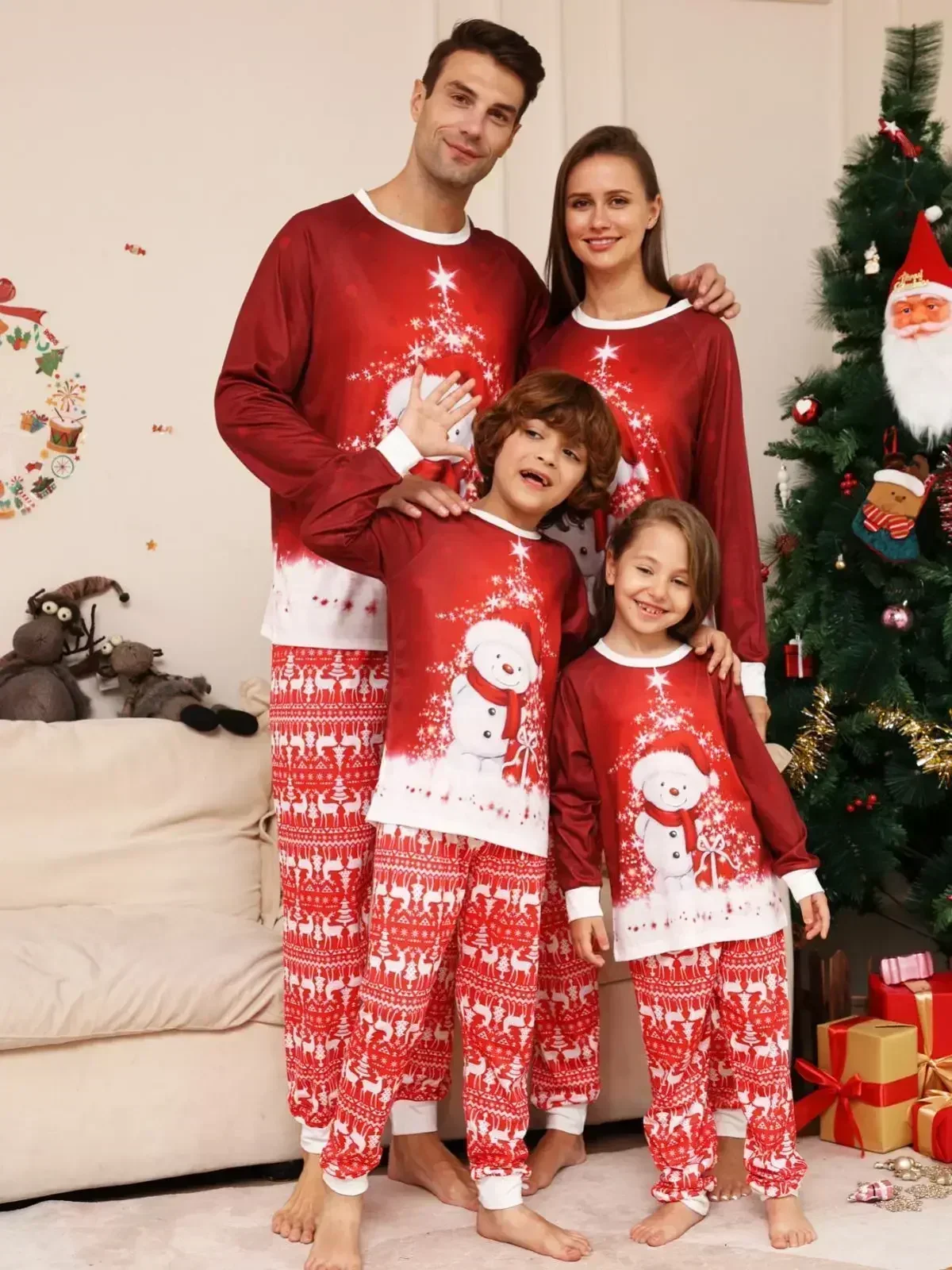 thumbnail image 2 of Conjunto de pijamas familiares a juego con estampado de Feliz Navidad para adultos, niños, bebés, madre, padre, pijamas familiares navideños 2025, 2 of 5