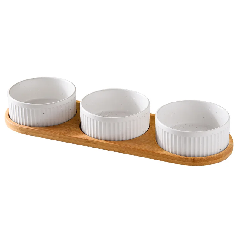 3 white trays